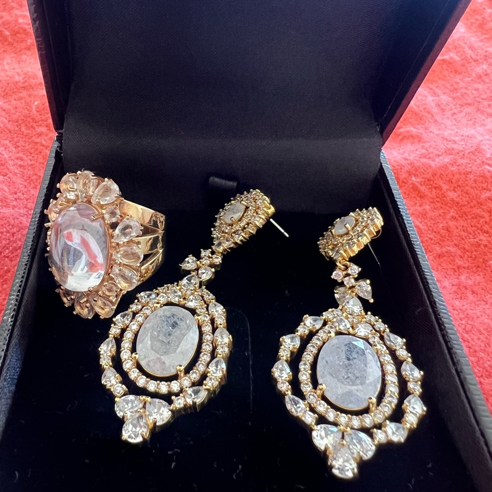 NEW CUSTOM JEWELRY SET